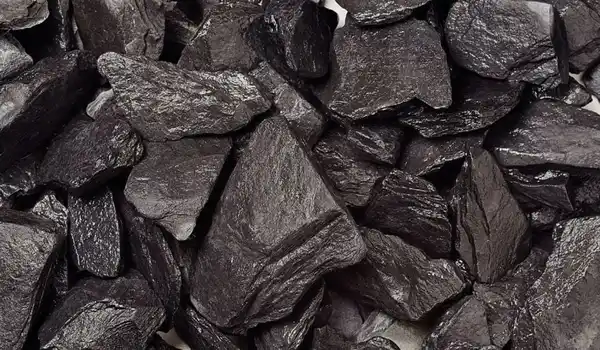 Bild 1 von Splitt Schiefer 20 - 50 mm schwarz 25 kg