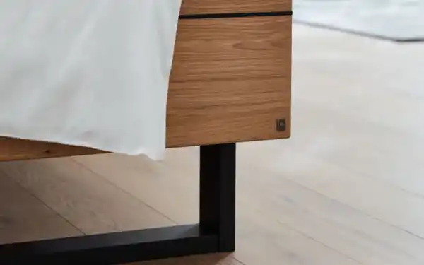 Bild 4 von Schlafzimmer Madiva, Balkeneiche furniert, 180 x 200 cm, Schrank 299 x 207 cm