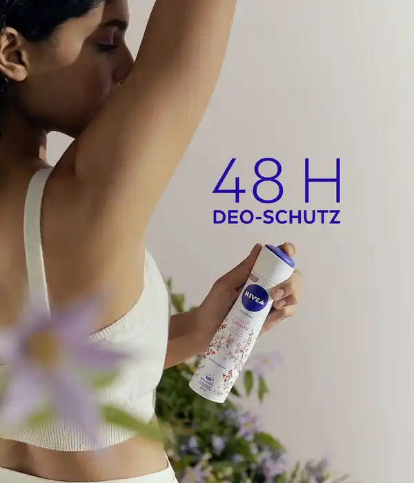 Bild 3 von NIVEA Deospray miracle Garden Kirschblüte, 150 ml