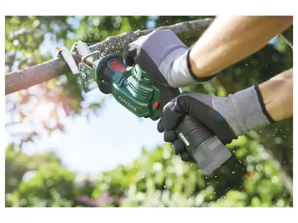 Bild 4 von PARKSIDE® 12V Akku-Astsäge »PAAS 12 A2«, ohne Akku und Ladegerät