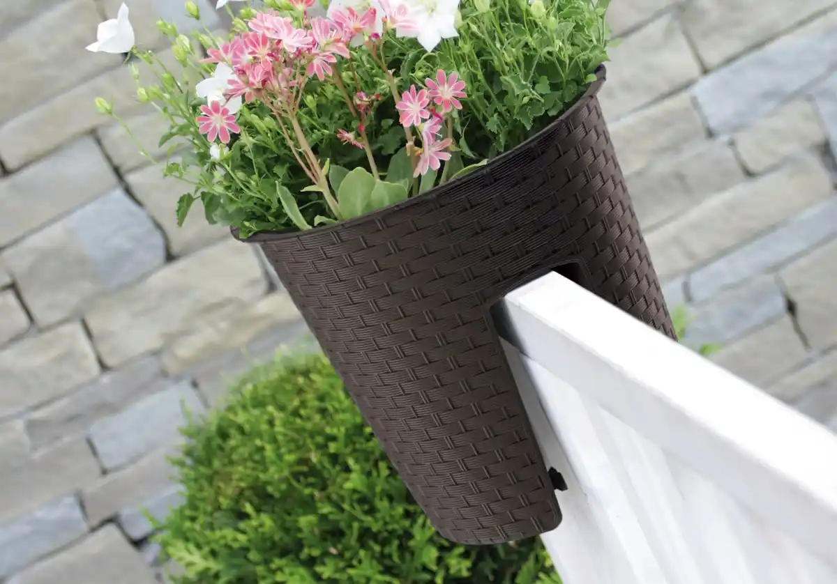 Bild 2 von Geländer Pflanztopf - Braun