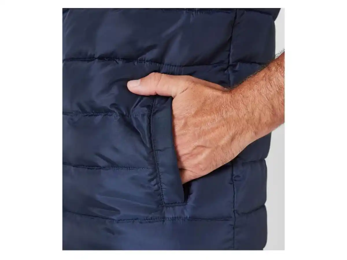 Bild 4 von LIVERGY® Herren Steppweste, wasserabweisendes Obermaterial