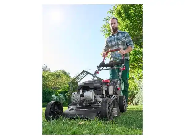 Bild 3 von PARKSIDE PERFORMANCE® Benzin-Rasenmäher »PPBRM 46 A1«, 2,6 kW, 3,5 PS