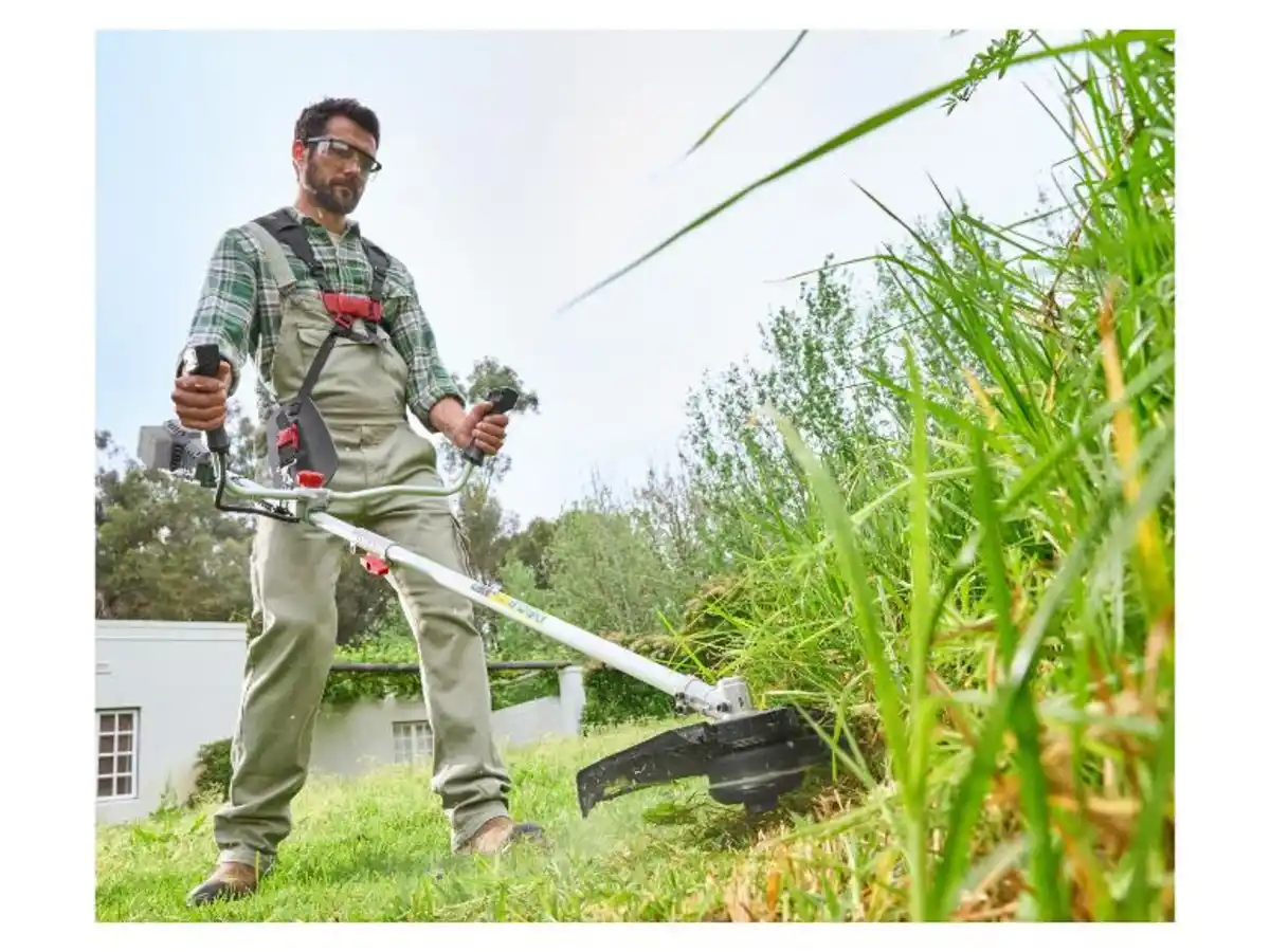 Bild 3 von PARKSIDE PERFORMANCE® 40 V 2-in-1-Akku-Freischneider »PPFSA 40-Li B3«, ohne Akku und Ladegerät