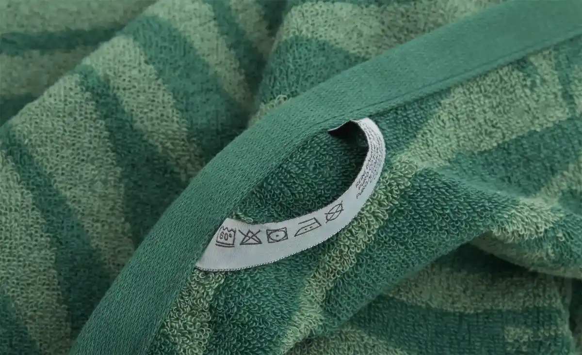 Bild 4 von como Badetuch Floral Farm