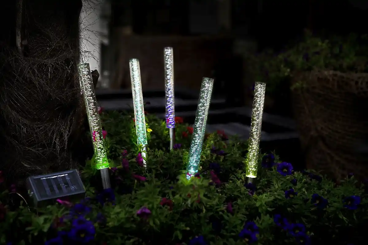 Bild 2 von LED-Solar-Garten-Sticks, 5er Set