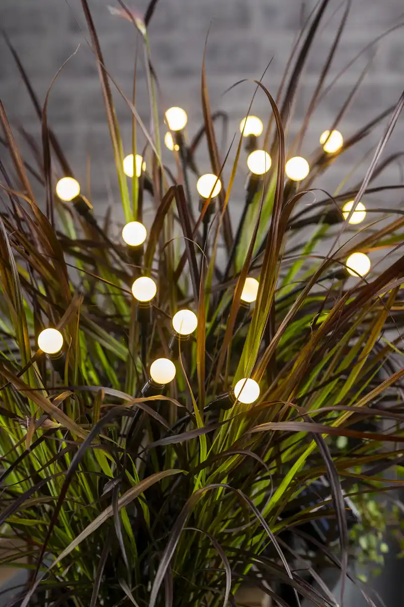 Bild 2 von IDEENWELT Solar-Gartenstecker 3er-Set