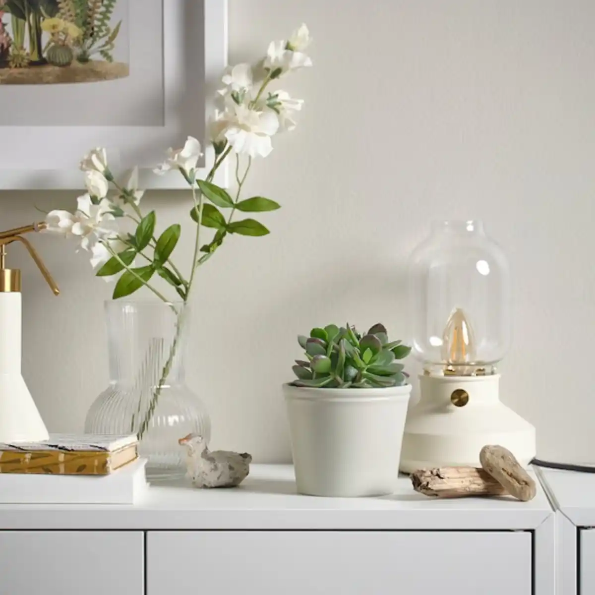 Bild 2 von KÖRSBÄRSBJÖRK Übertopf, hellgrau/beige 9 cm