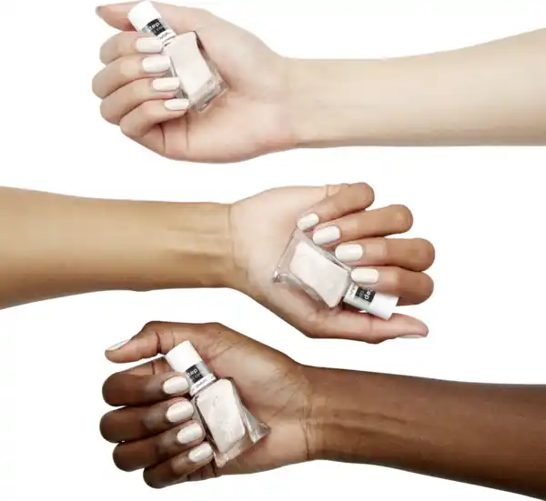 Bild 3 von essie Nagellack gel couture Nr. 136 first fitting, 13,5 ml