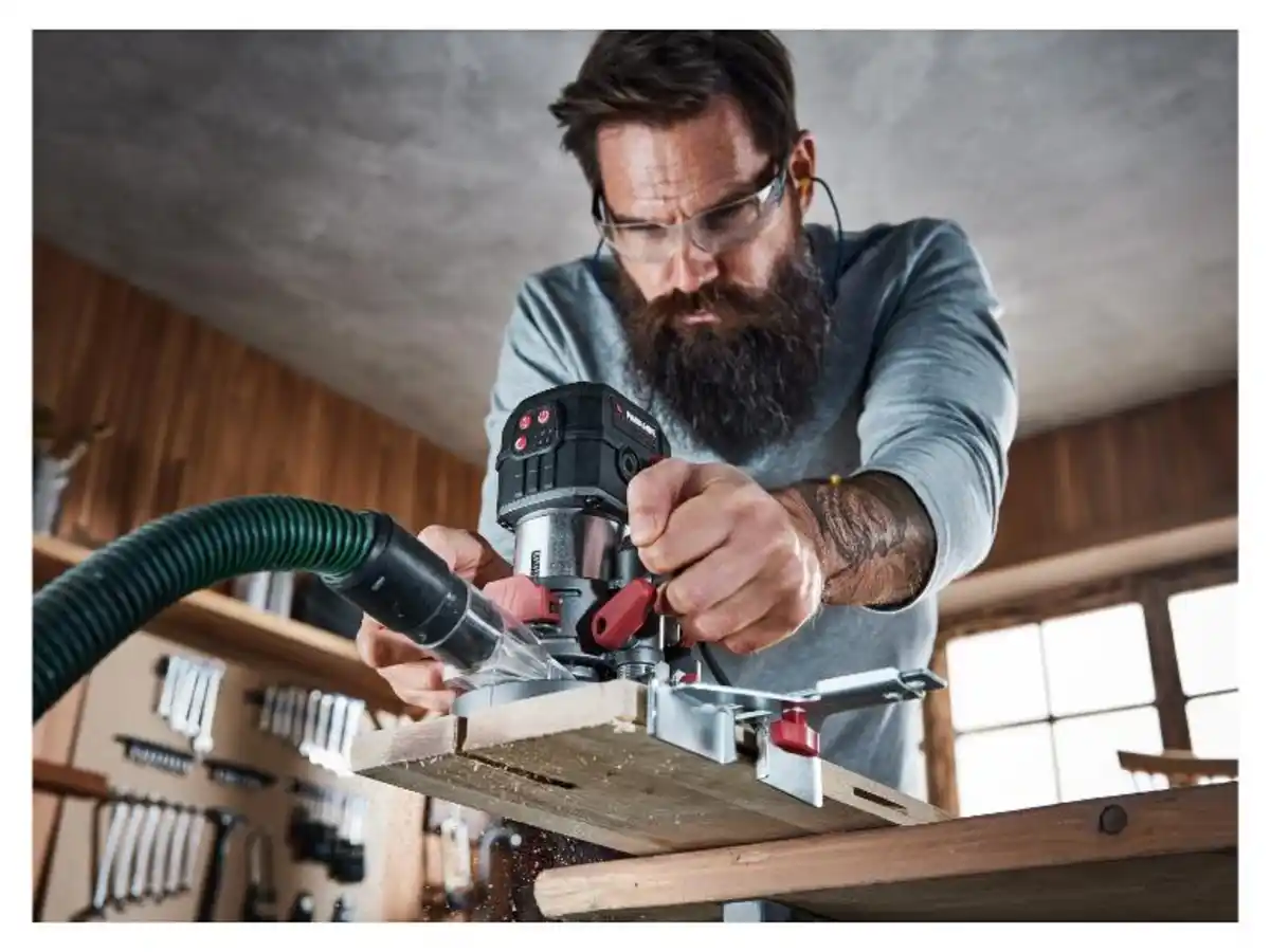 Bild 2 von PARKSIDE PERFORMANCE® Multifräse »PPMF 710 A1 «, mit Kanten-, Ober- und Winkelfräsmodul