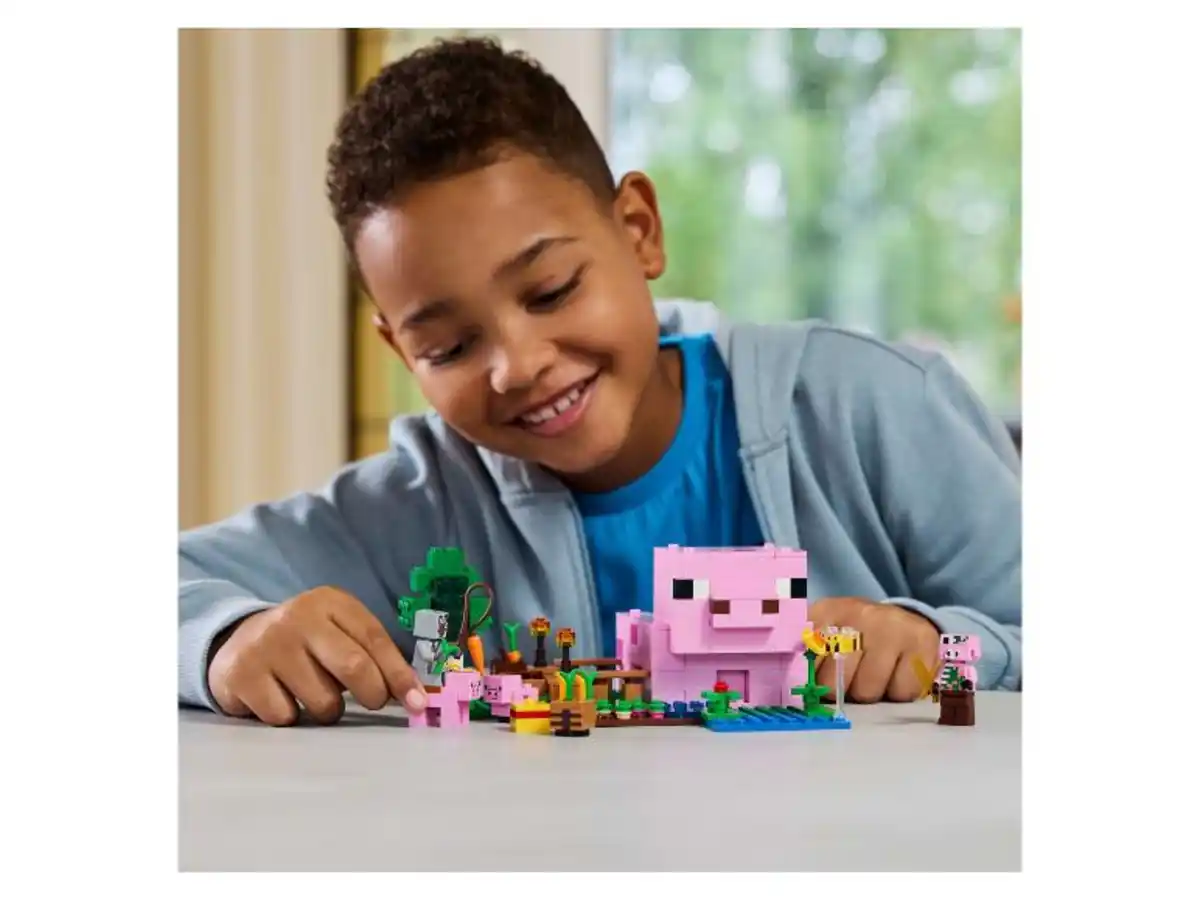 Bild 3 von Lego Minecraft 21268 »Das Babyschwein-Haus«