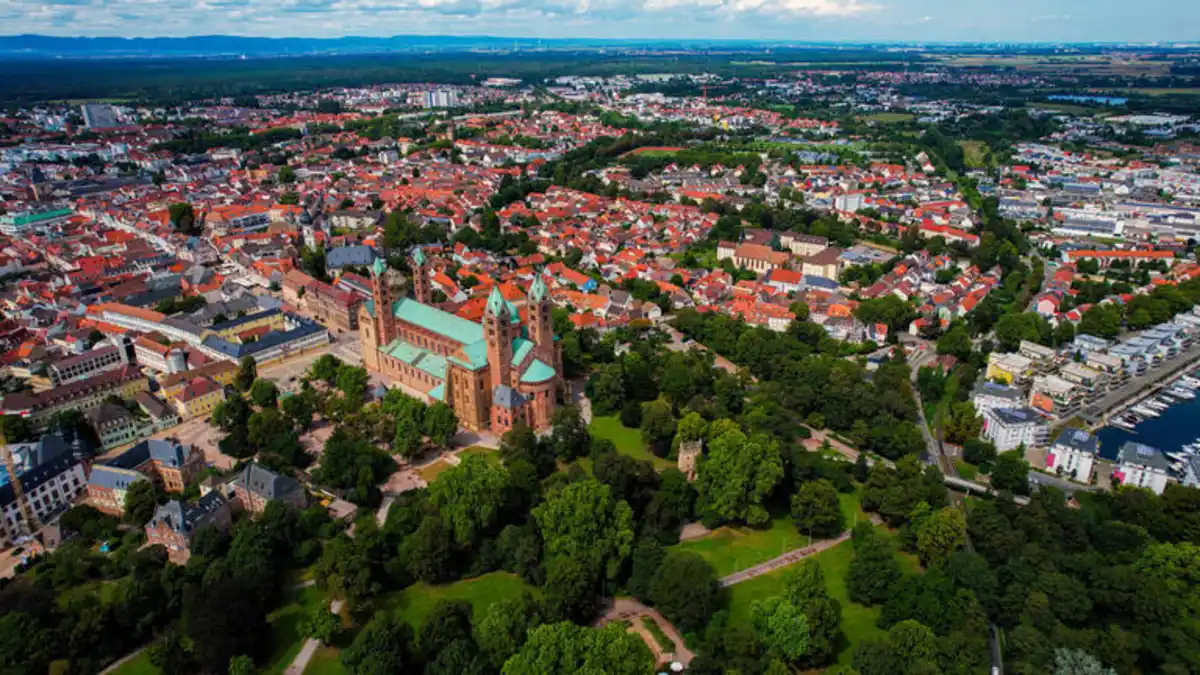 Bild 1 von Eigene Anreise Speyer: Kurzurlaub im Hotel Löwengarten