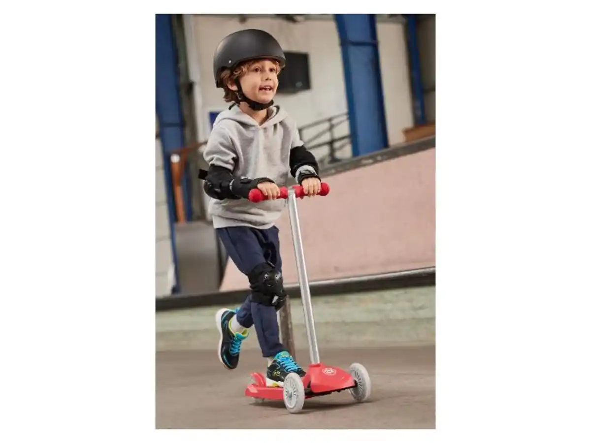 Bild 2 von Playtive 4-in-1 Tri-Scooter, mit Stützrädern