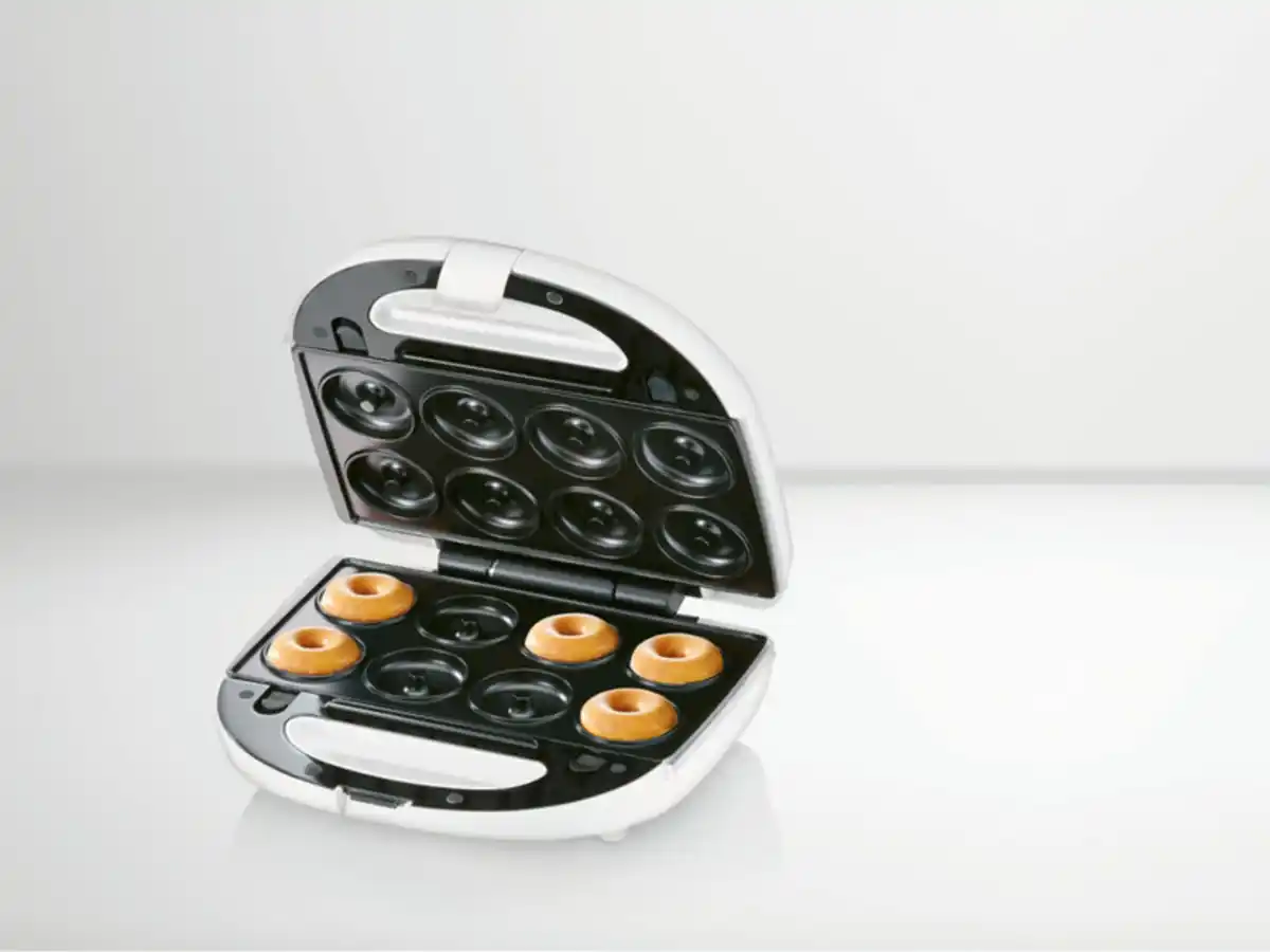 Bild 2 von SILVERCREST® KITCHEN TOOLS Waffeleisen »SWEW 750 D2«, mit Wechselplatten