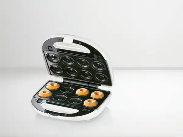 Bild 2 von SILVERCREST® KITCHEN TOOLS Waffeleisen »SWEW 750 D2«, mit Wechselplatten