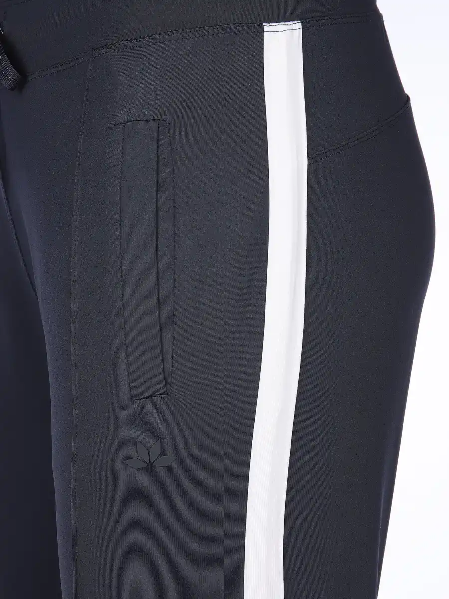Bild 4 von Damen Trainingshose Marine