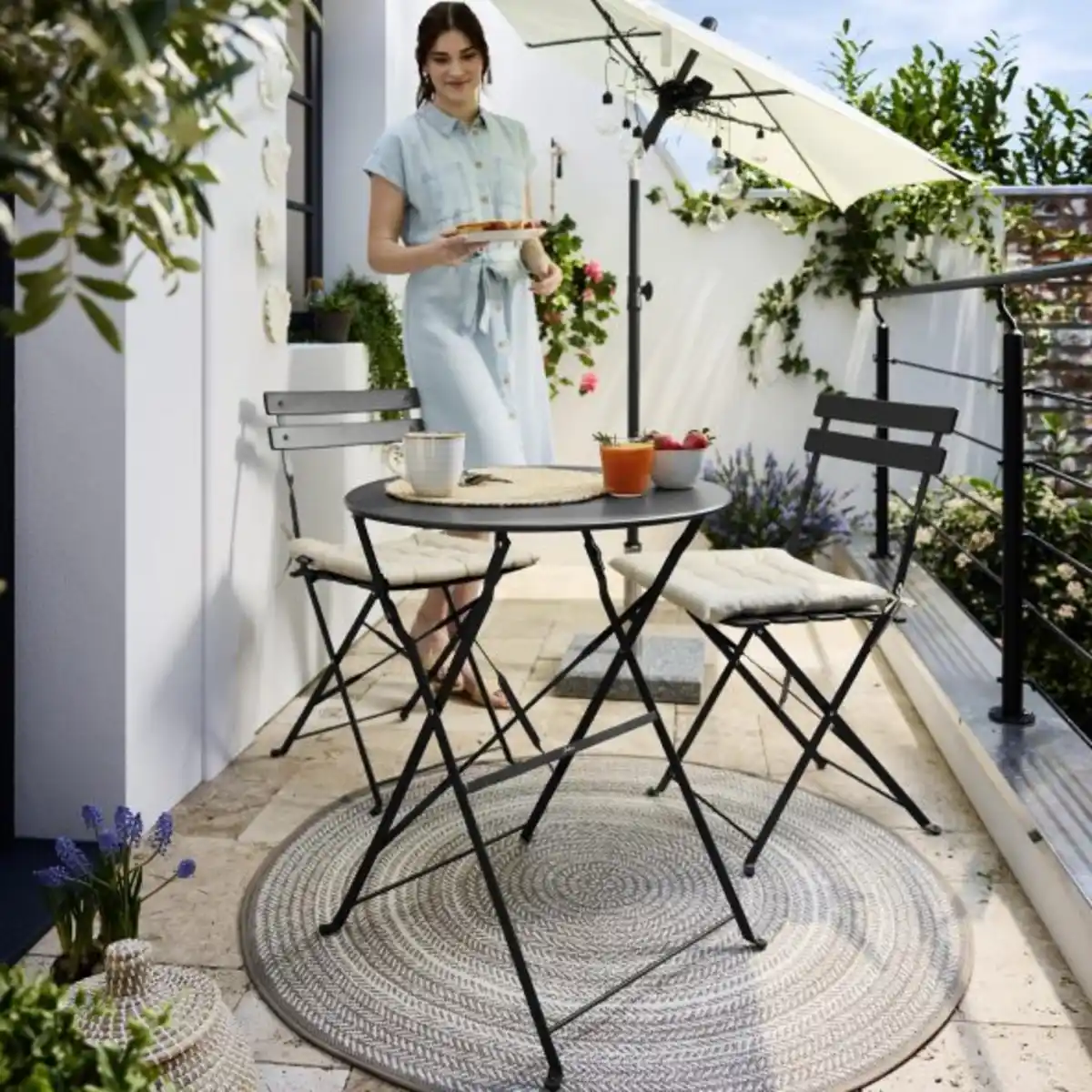 Bild 2 von BELAVI Bistrostuhl