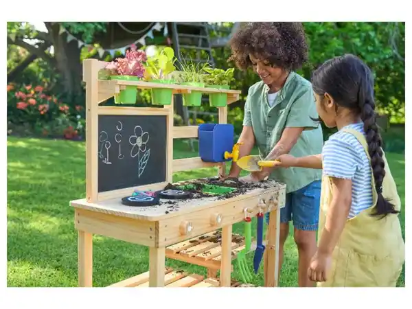 Bild 2 von Playtive Outdoorküche, stabile Konstruktion aus Echtholz