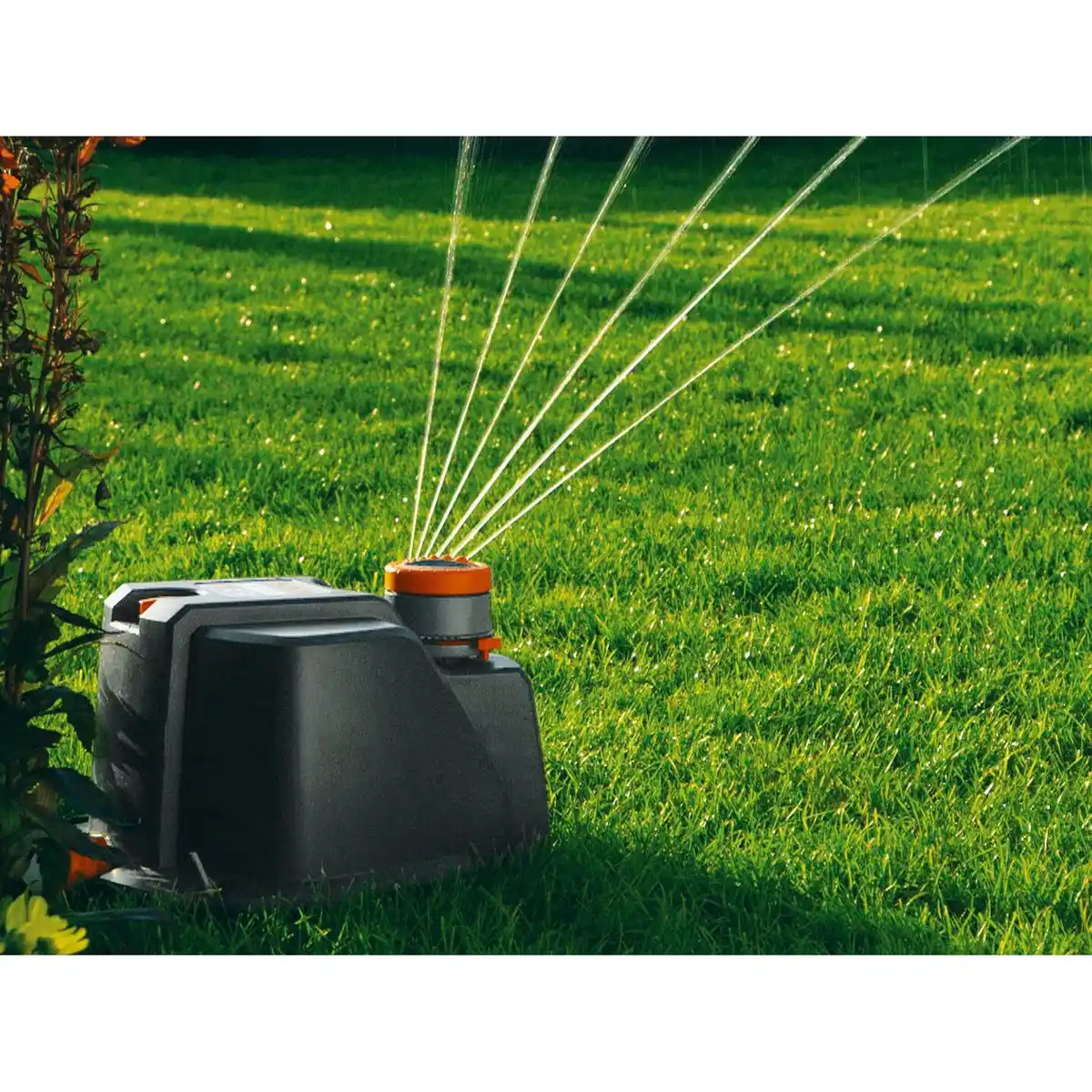 Bild 4 von Gardena Comfort Vielflächenregner AquaContour automatic für Flächen bis 350 m²