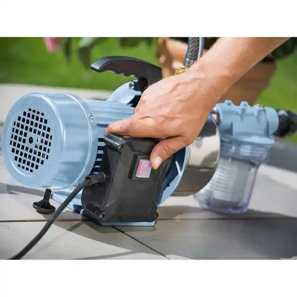 Bild 4 von Gartenpumpe inkl. Saugschlauch 900 W GP 3800E