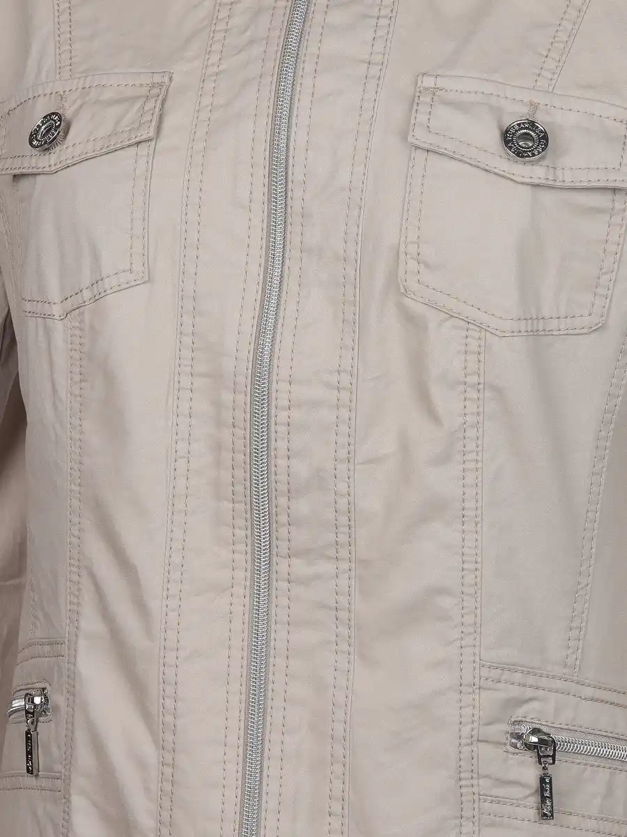 Bild 3 von Damen Jacke mit vielen Details Weiß