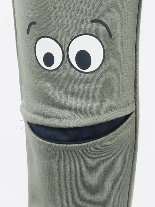Bild 4 von Kinder Jogginghose mit Augenprint am Knie Grün
