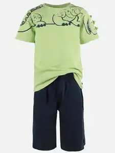 Jungen T-Shirt mit Dinoprint und Sweatbermuda im Set Grün