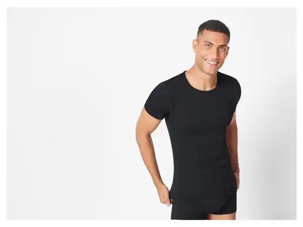 Bild 3 von LIVERGY® Herren Feinripp-Unterziehshirts, 3 Stück