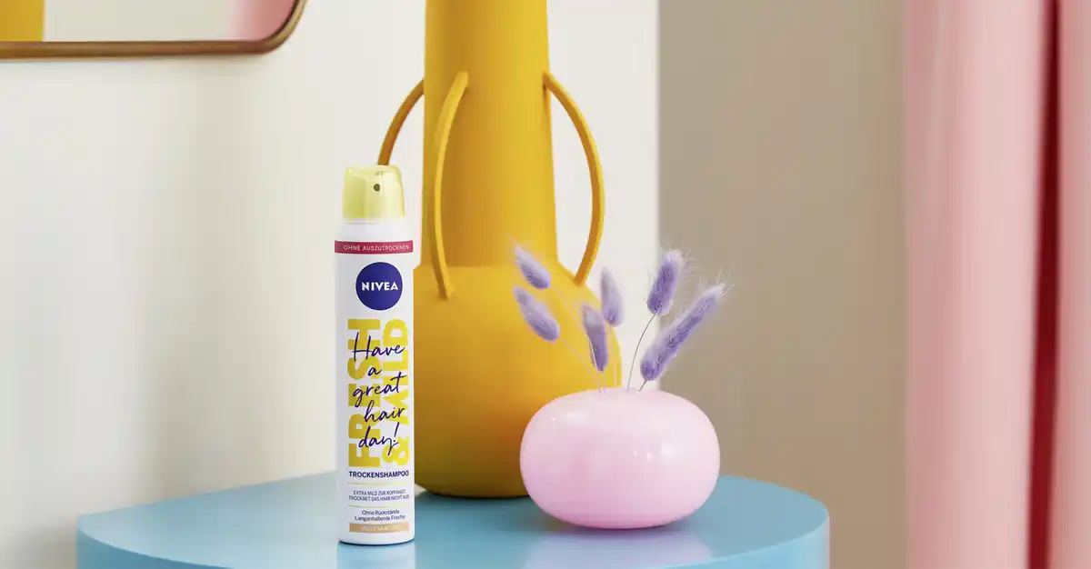 Bild 3 von NIVEA Fresh & Mild Trockenshampoo helle Haartöne, 200 ml