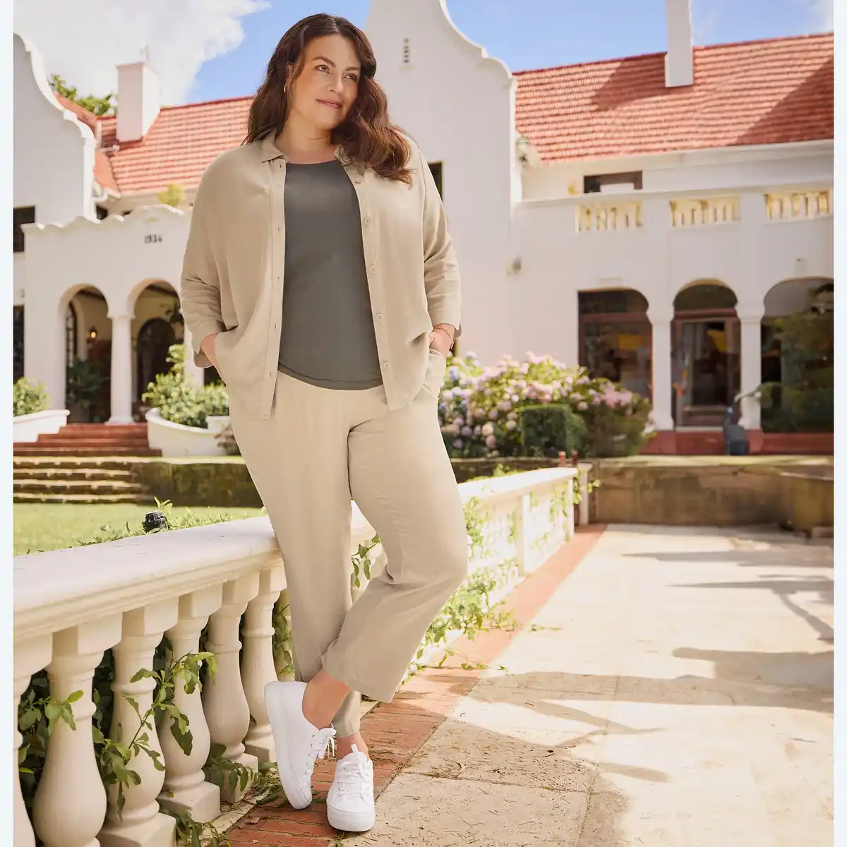 Bild 1 von Damen-Hose mit Taschen, große Größen