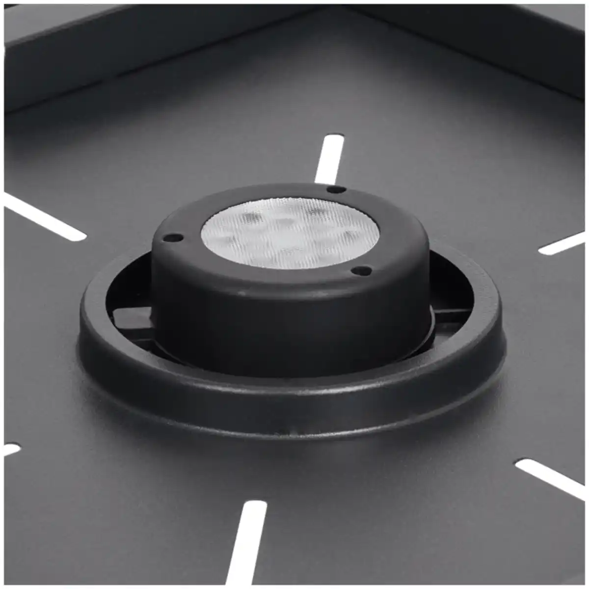 Bild 2 von Beistelltisch mit Solarbeleuchtung