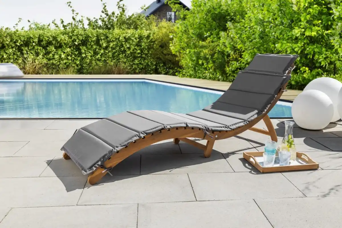 Bild 2 von Sonnenliege 2tlg. mit Wende-Polsterauflage klappbar aus Akazienholz, ca. 184 x 54 x 63 cm