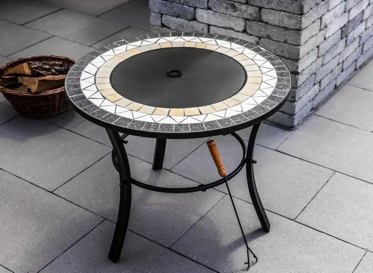 Bild 3 von Feuerstelle Mosaik FOGON inkl. Abdeckung und Zubehör rund Ø 70 x 70 X 54 cm