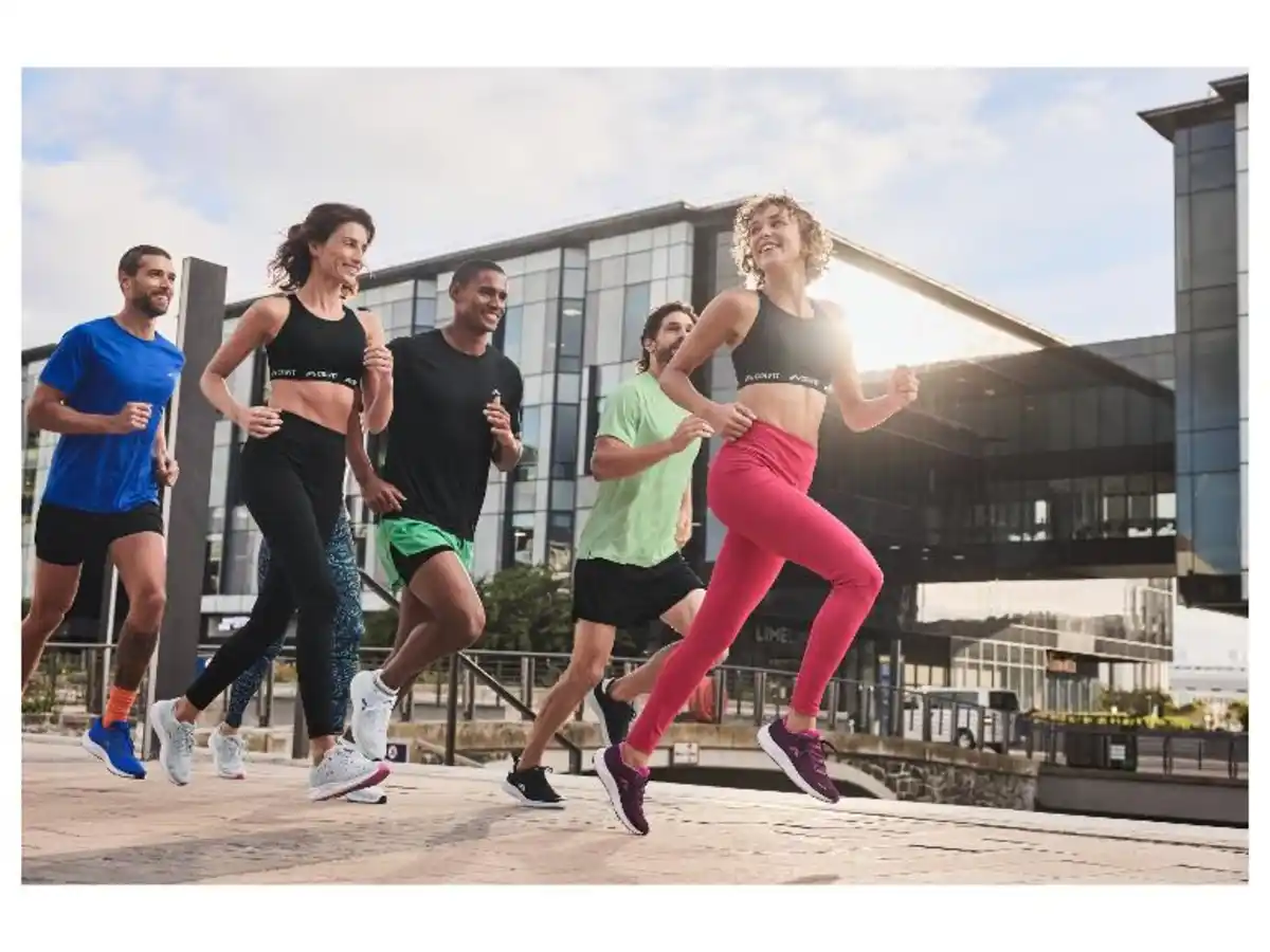 Bild 3 von CRIVIT Herren Funktionsshirt, mit reflektierenden Deko-Elementen