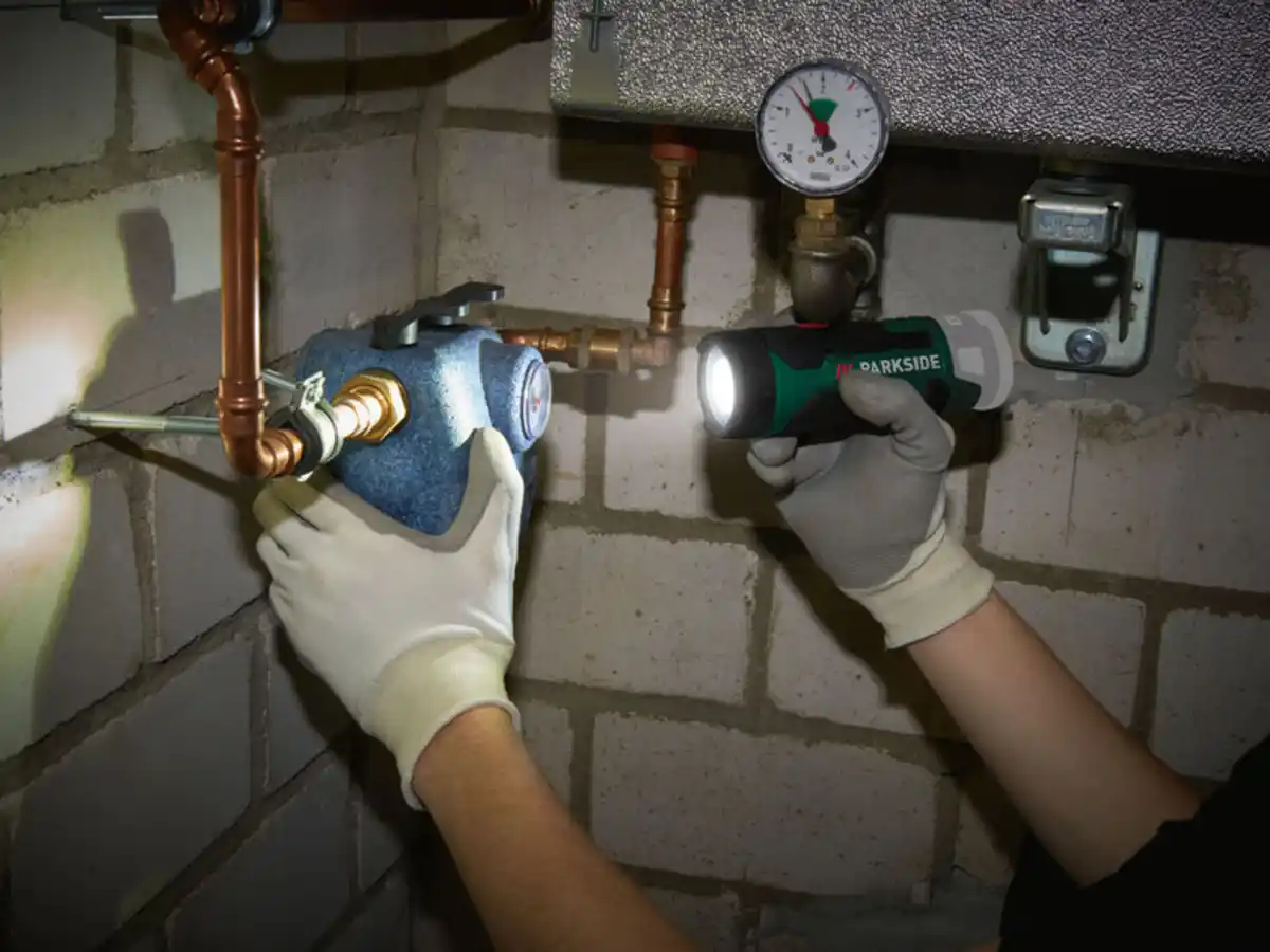 Bild 3 von PARKSIDE® 12 V Akku-Werkstatthandlampe »PTSA 12 A1«, ohne Akku und Ladegerät