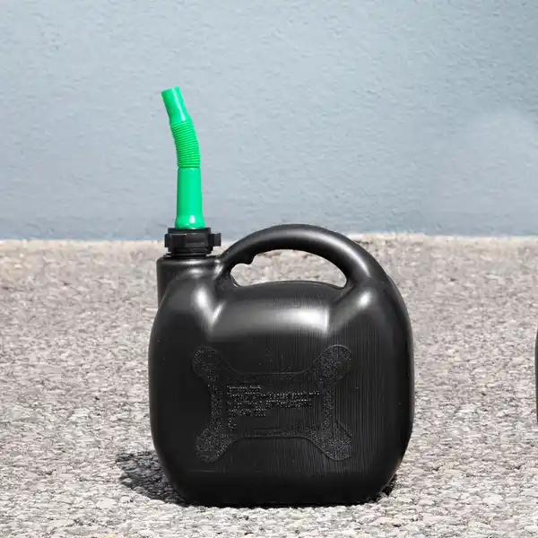 Bild 2 von Kraftstoffkanister für Benzin mit Inhaltsmarkierung - 5 Liter