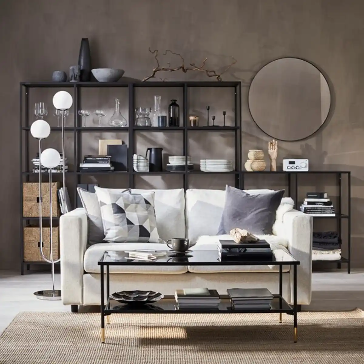 Bild 3 von ÄSPERÖD Couchtisch, schwarz/Glas schwarz 115x58 cm