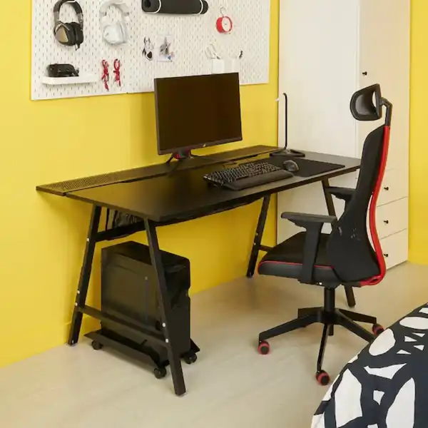 Bild 2 von UTESPELARE / MATCHSPEL Gamingschreibtisch und -stuhl
