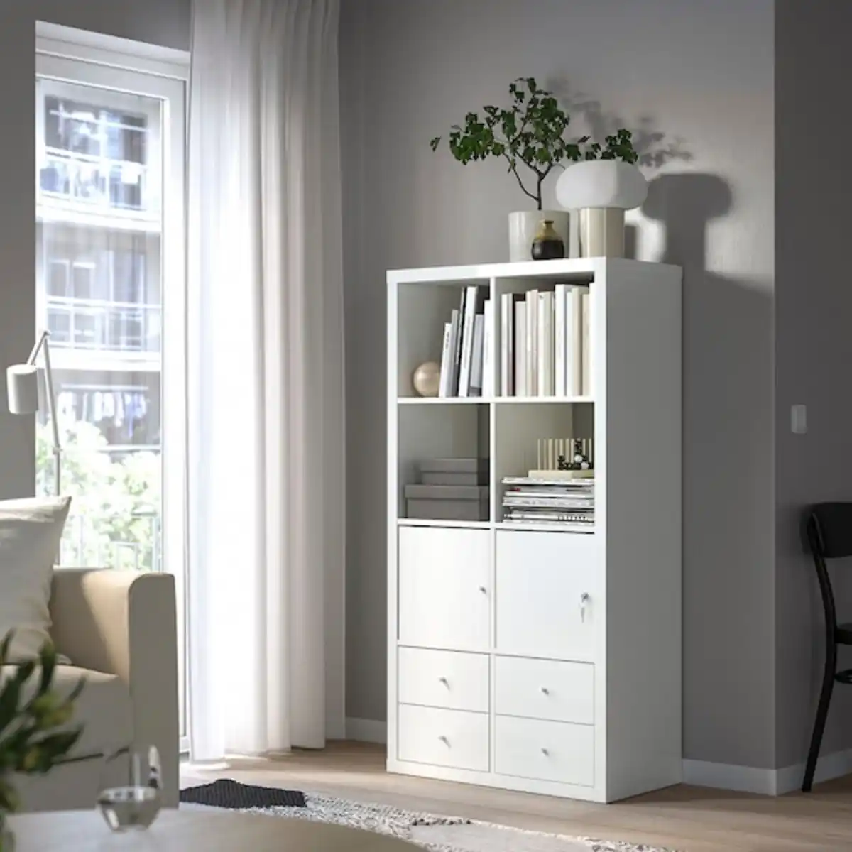 Bild 4 von KALLAX Einsatz mit Tür, abschließbar, weiß 33x33 cm