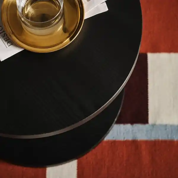 Bild 2 von STOCKHOLM 2025 Beistelltisch