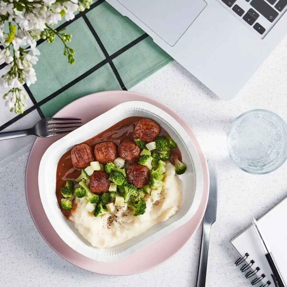 Bild 4 von LÄTTLAGAT Proteinbällchen mit Kartoffelpüree, Fertiggericht gefroren 380 g