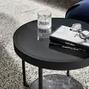 Bild 2 von FRÖTORP Beistelltisch, anthrazit marmoriert/schwarz Glas 48 cm