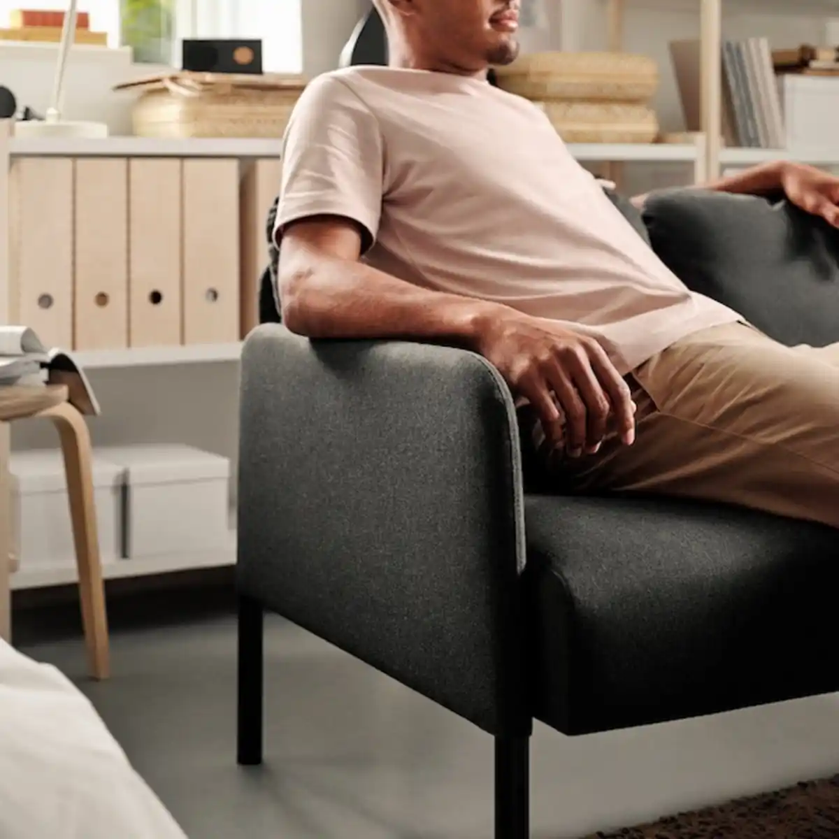 Bild 4 von GLOSTAD 2er-Sofa