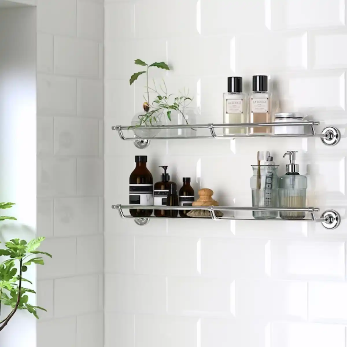 Bild 3 von BROFJÄRDEN Wandregal, Chromeffekt 60x6 cm