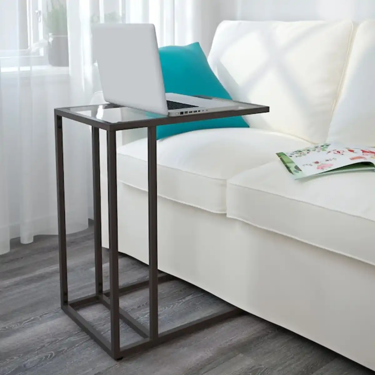 Bild 3 von VITTSJÖ Laptoptisch, schwarzbraun/Glas 35x65 cm