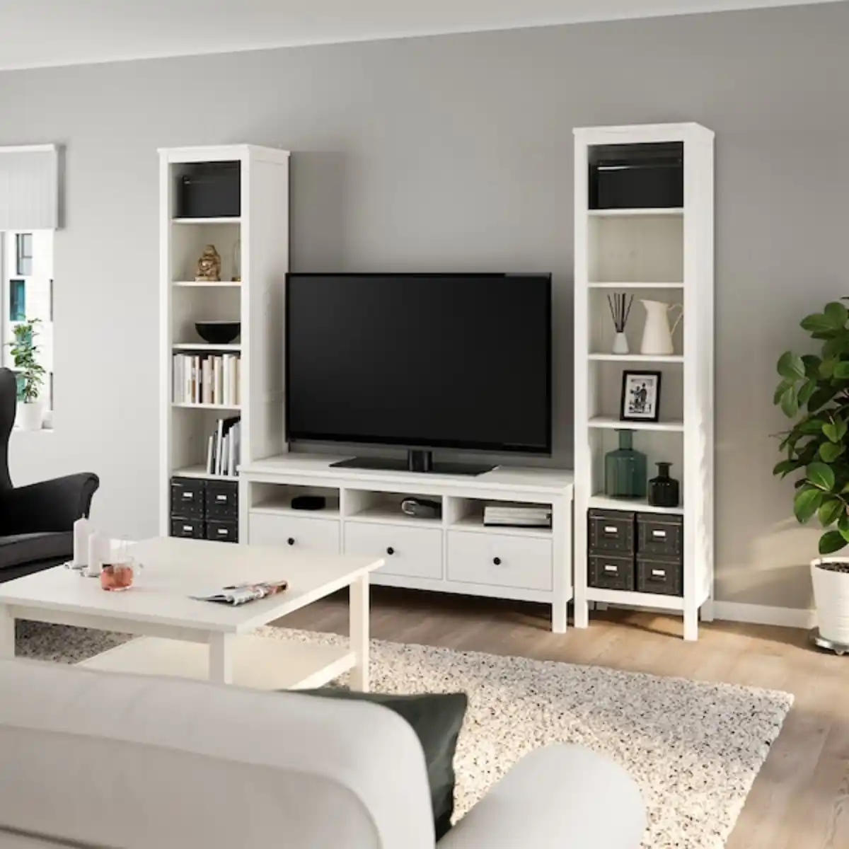 Bild 2 von HEMNES TV-Möbel, Kombination, weiß gebeizt 245x197 cm