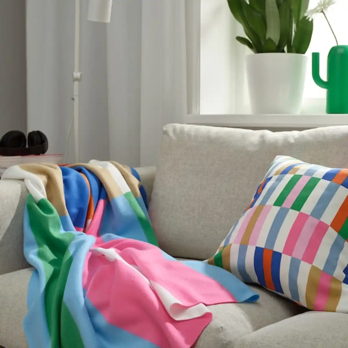 Bild 3 von KLIBBKORSÖRT Plaid, bunt 120x160 cm