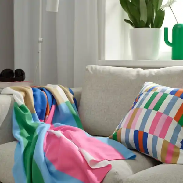 Bild 3 von KLIBBKORSÖRT Plaid, bunt 120x160 cm