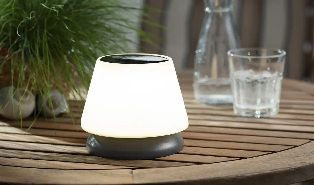 Bild 2 von IDEENWELT Solar-Tischleuchte