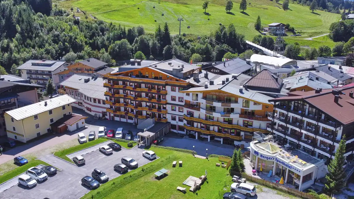 Bild 1 von Österreich – Salzburger Land – Saalbach – 4* JUFA Alpenhotel Saalbach